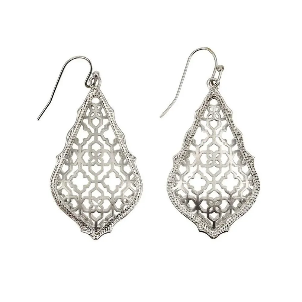 Retired Kendra‎ Scott Addie Silver Drop/Dangle earrings in Silver filigree!